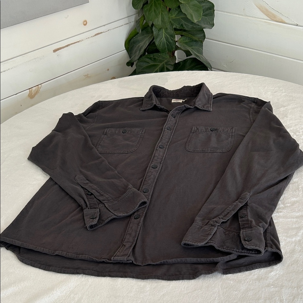 Faherty Men's Charcoal Button-Down Shirt - Picture 4 of 14